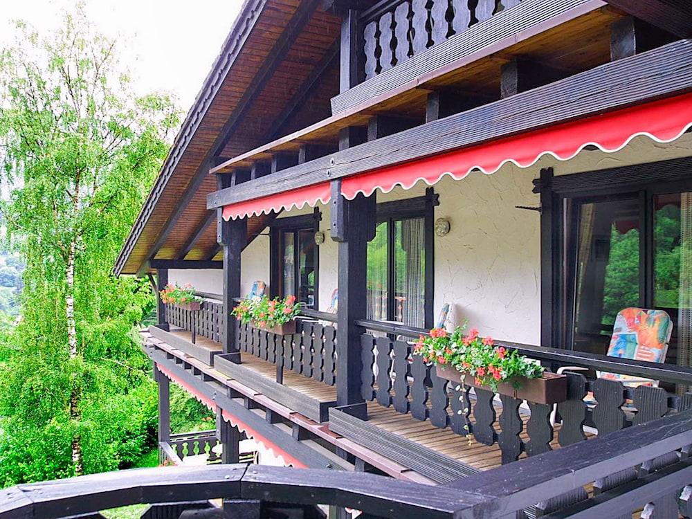 Kraehenbad Hotel Alpirsbach Exterior foto
